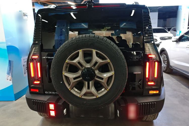 Used JETOUR Traveler 2023 2.0T All-Wheel Drive Conquer PRO