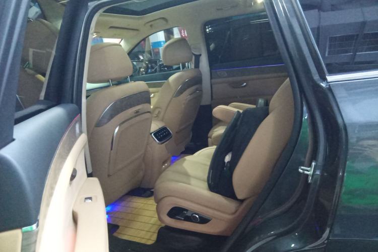 Used Hima AITO M7 2022 1.5T Four-Wheel Drive Luxury Edition Left Rear Seat