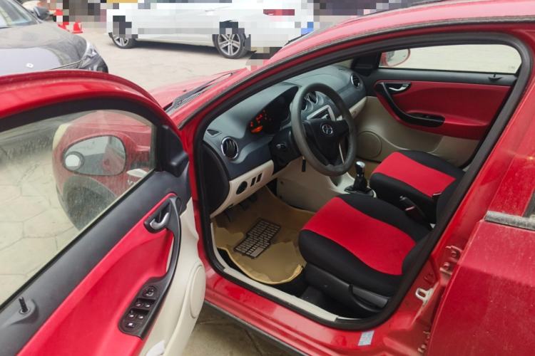 Used JAC Group Tongyue RS 2012 Cross 1.3L Manual Luxury Model