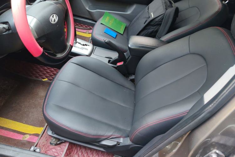 Used Hyundai Celesta 2011 1.6L Automatic Comfort Edition Left Front Seat