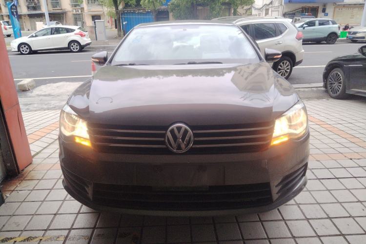 Used Volkswagen Bora 2014 1.6L Automatic Fashion Model Front