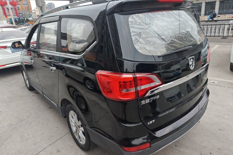 Used Baojun 730 2016 1.5T Manual Comfort Version 7 Seats