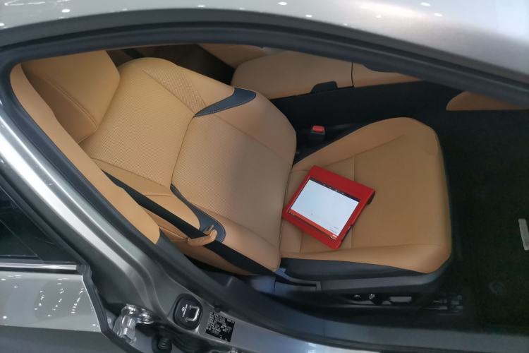 Used Lexus ES 2025 200 Premium Edition
