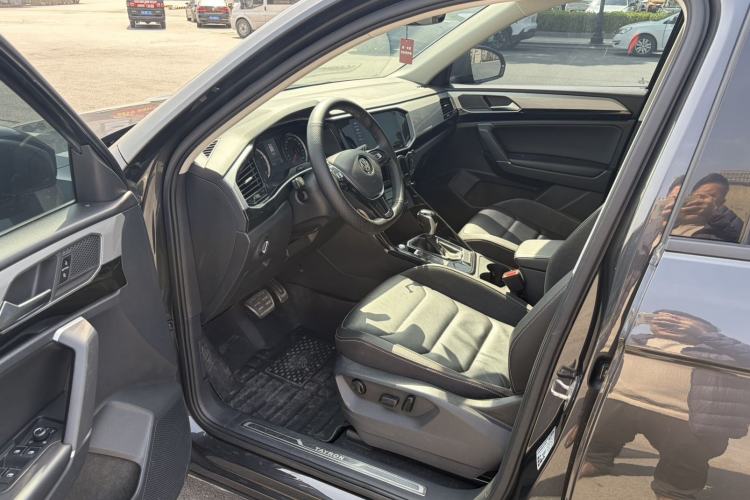 Used Volkswagen Tayron 2020 330TSI Two-Wheel Drive Luxury Smart Connectivity Version Left Front Seat