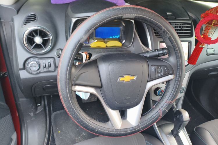 Used Chevrolet Trax 2014 1.4T Automatic Two-Wheel Drive Luxury Model Steering Wheel
