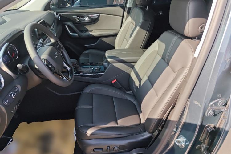 Used Chevrolet Blazer 2020 650T 7-Seater Luxury Edition
