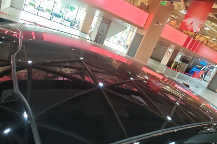 Used Nio EC6 2024 75 kWh Roof