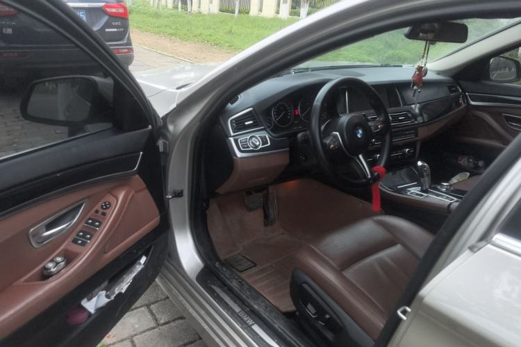 Used BMW 5 Series 2014 520Li Elegant Model