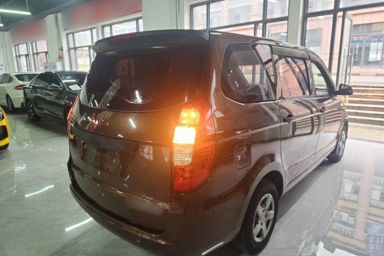 Used Wuling Hongguang 2015 1.5L S Base Model China IV
