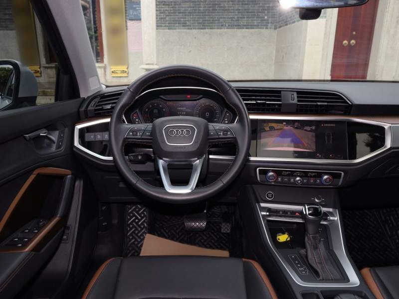 Used Audi Q3 2022 35 TFSI Fashionable and Elegant Model — 10