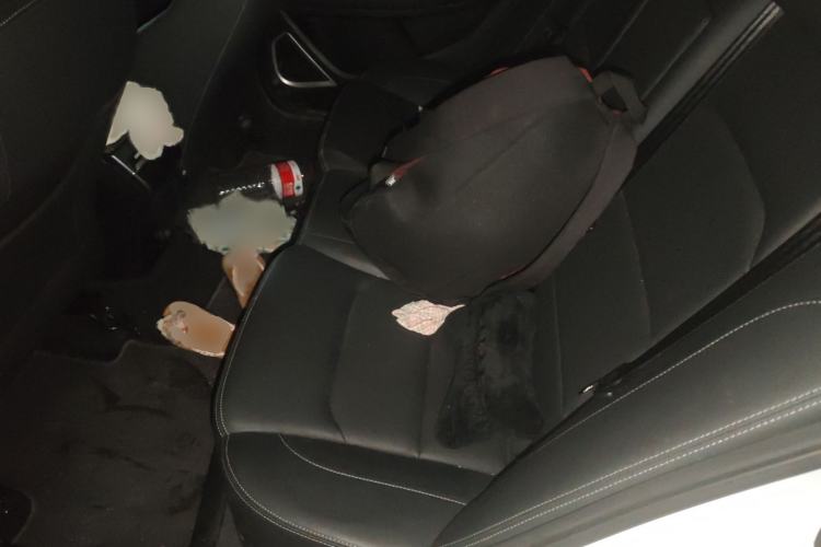 Used Geely Auto Emgrand 2019 Leading Edition 1.5L CVT Luxury Model China VI Standard Interior 4