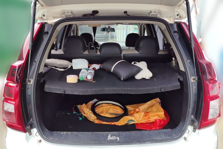 Used FORTHING Joyear XV 2016 1.6L CVT Comfort Model Trunk