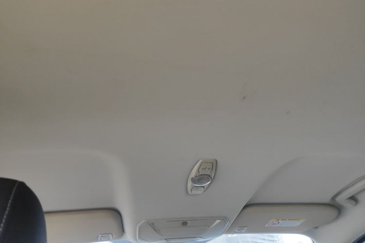 Used Ford Kuga 2017 EcoBoost 180 Two-Wheel-Drive Elite Trim Headliner