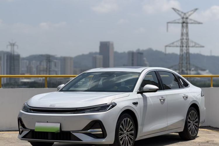 Used Geely Galaxy A7 2025 Model EM-i 150km Starship Edition