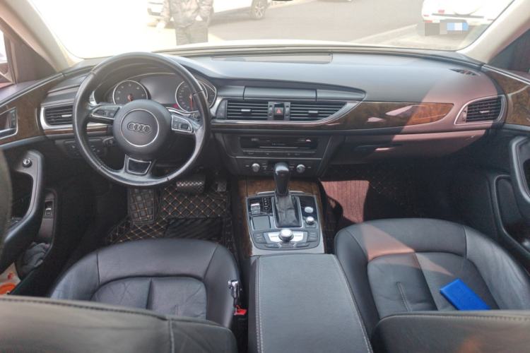 Used Audi A6L 2018 30th Anniversary Edition 45 TFSI quattro Sport model
