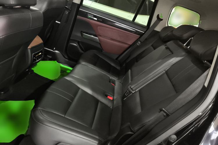 Used GAC Trumpchi GS8 2017 320T Two-Wheel Drive Luxury Smart Connectivity Version (7 Seats)
