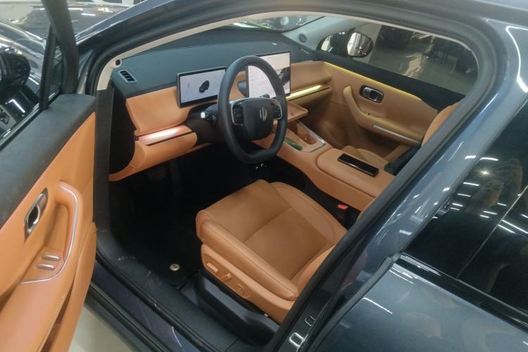 Used Leapmotor C16 2026 Extended-Range 280 LiDAR Zhizun Edition 6 Seats