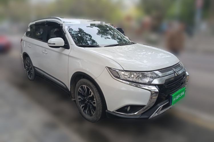 Used Mitsubishi Outlander 2020 2.0L Two-Wheel Drive Enjoyment Version 5 Seats