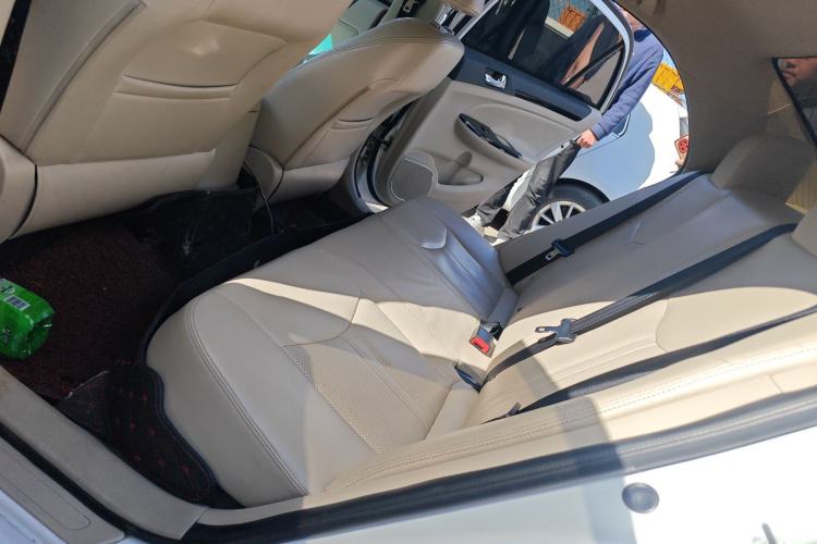 Used BYD e5 2018 450 Smart Connect Enjoyment Version