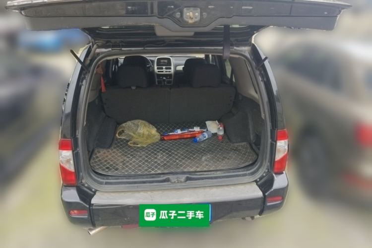 Used Nissan Paladin 2013 2.4L Two-Wheel Drive Standard Version China IV Standard Trunk