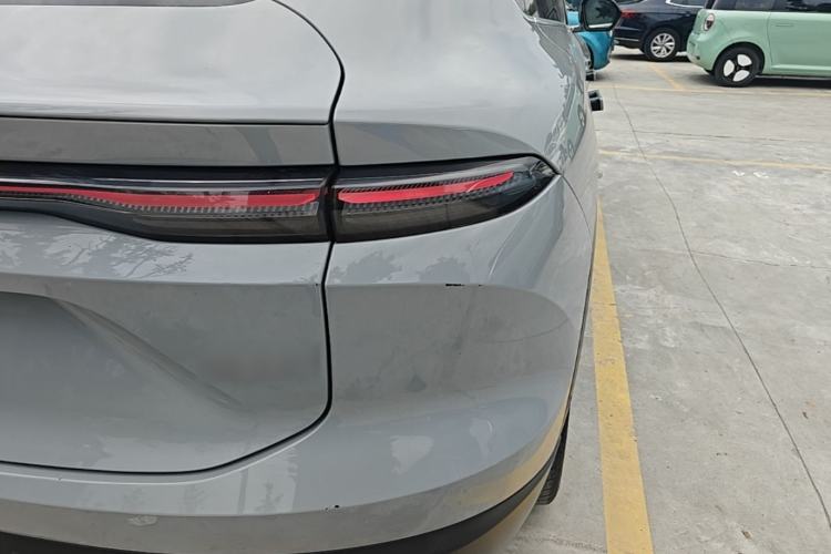Used Nio EC6 2023 75 kWh
