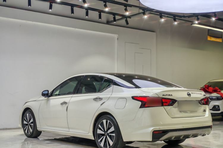 Used Nissan Teana 2021 2.0T XL Upper AD1 Smart Navigation Edition Exterior 6