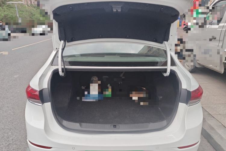 Used Buick GT 2018 15T Manual Elite Version China V Standard Trunk