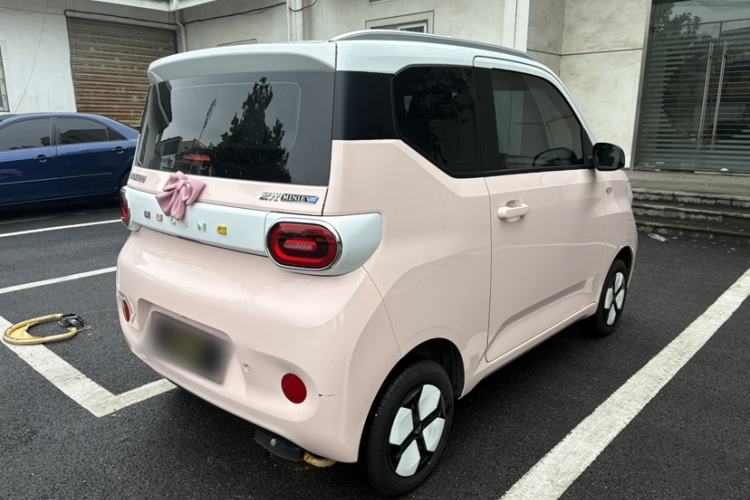 Used Wuling Hongguang MINIEV 2024 3rd Generation 215km Advanced Version Exterior 4