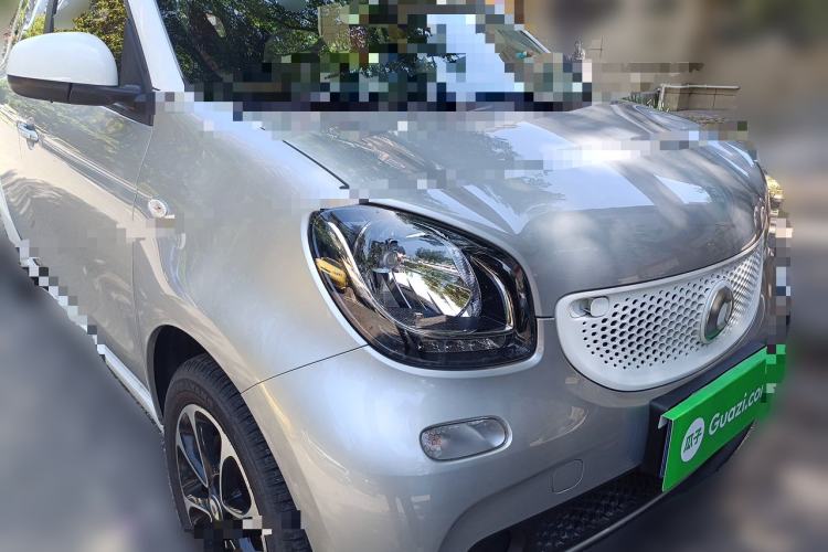 Used smart forfour 2016 1.0L 52 kW Passion Edition
