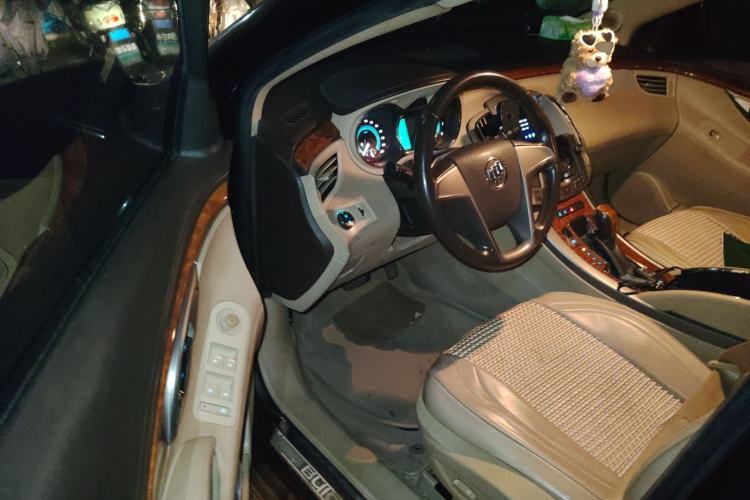 Used Buick LaCrosse 2012 2.4L SIDI Elegant Edition