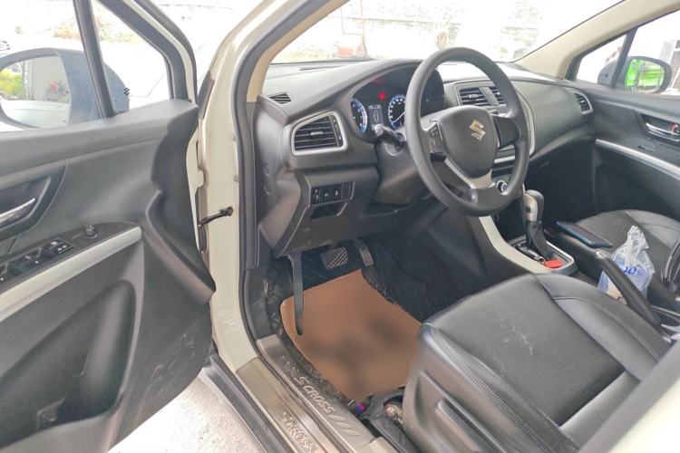 Used Suzuki S-Cross 2014 1.6L CVT Two-Wheel Drive Entry Model
