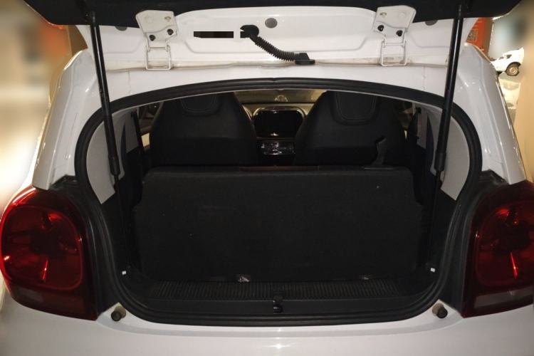 Used Roewe Clever 2022 311km QiQi BoBo Edition Trunk