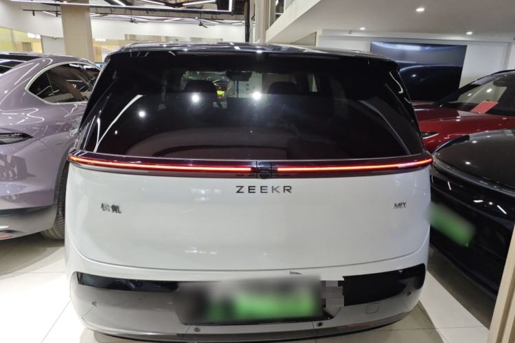 Used Zeekr MIX 2025 Intelligent Driving Version
