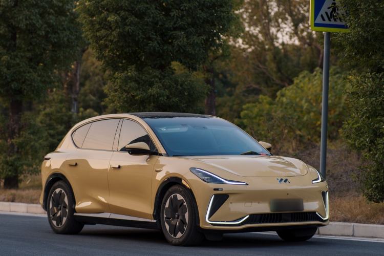 Used IM LS7 2023 90 kWh Elite Rear-Drive Version