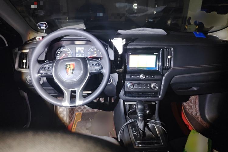 Used Roewe i6 2019 PLUS 1.6L CVT 4G Connected Luxury Deluxe Edition