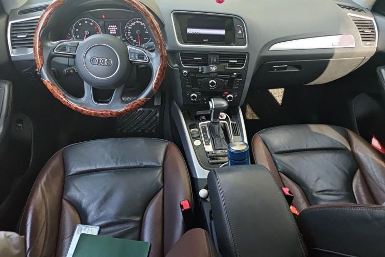 Used Audi Q5 2018 Collector's Edition 40 TFSI Technology Model