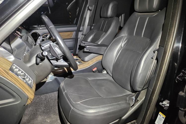 Used Land Rover Range 2018 3.0 SC V6 Vogue Extended-Length Model
