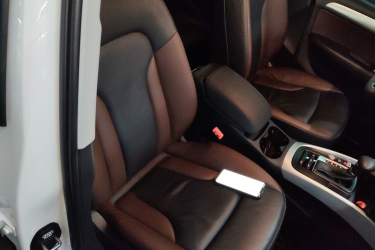 Used Audi Q5 2017 Plus 40 TFSI Technology Model
