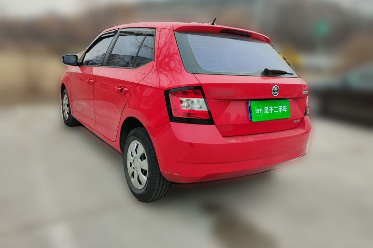 Used Skoda Fabia 2015 1.4L Manual Front-Wheel Drive Model