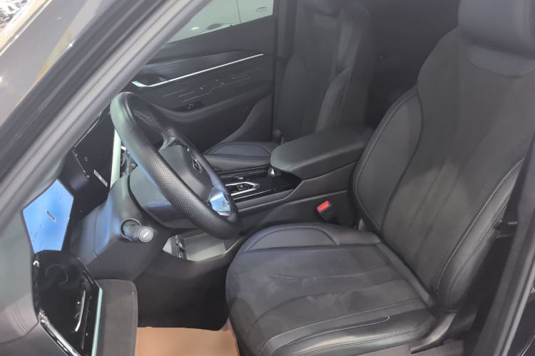 Used Geely Auto Monjaro L 2024 2.0TD High-Power Automatic Two-Wheel Drive Skyline Edition
