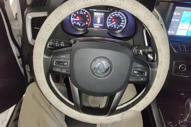 Used Dongfeng Aeolus AX7 2016 2.0L Automatic Zhiyi Trim
