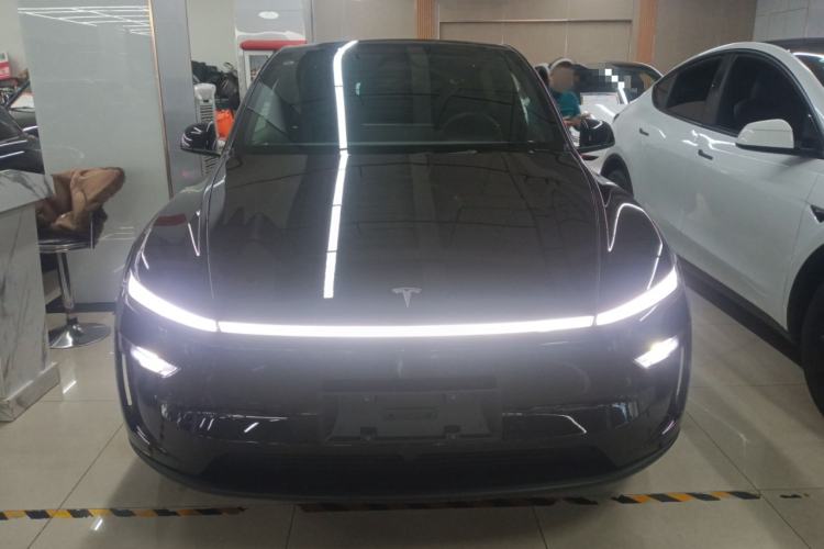 Used Tesla Model Y 2026 Facelifted Long-Range Rear-Drive Model Front