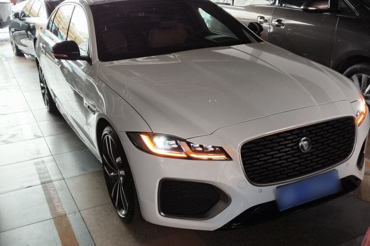 Used Jaguar XFL 2024 2.0T P300 Four-Wheel Drive Flagship Sport Gold Edition