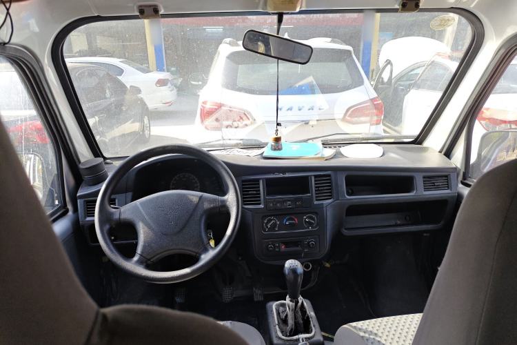 Used Wuling Zhiguang 2015 1.2L Practical LS-I Model
