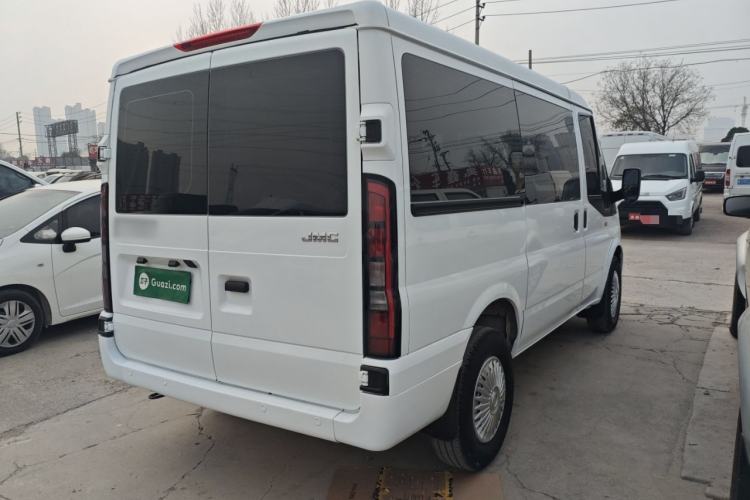 Used JMC Fushun 2023 2.0T Automatic Short-Wheelbase Low-Roof Commercial & Multi-Purpose Passenger Vehicle 6-Seater with Dual-Opening Tailgate