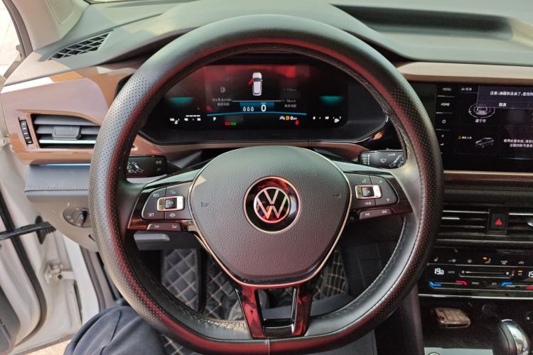 Used Volkswagen Tharu 2022 280TSI Two-Wheel-Drive Luxury Edition