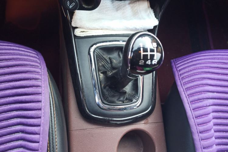 Used FORTHING SX6 2016 1.6L Manual Luxury Model
