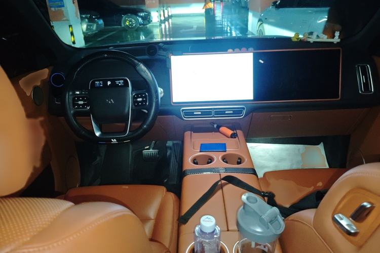 Used Li Auto L9 2022 Max model
