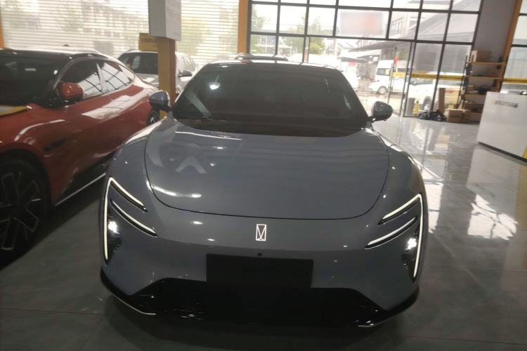 Used Avatr 06 2025 Pro Range-Extended Edition Front