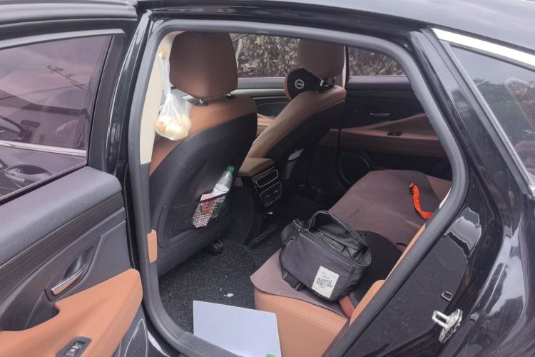 Used Geely Auto Emgrand GT 2017 2.4L Comfort Model
